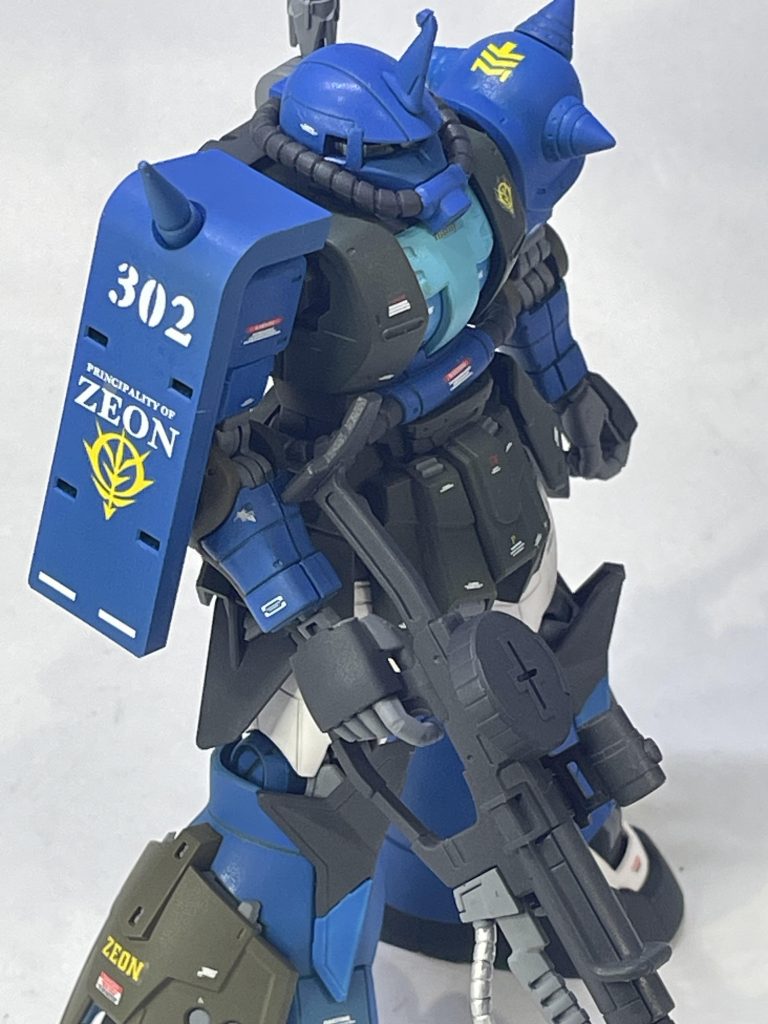 ランバラル専用と違い、ガトー機はグリーンが差し色になるので細かな色分けが必要なんですがパーツがそれぞれ独立しているので塗装しやすかったです。