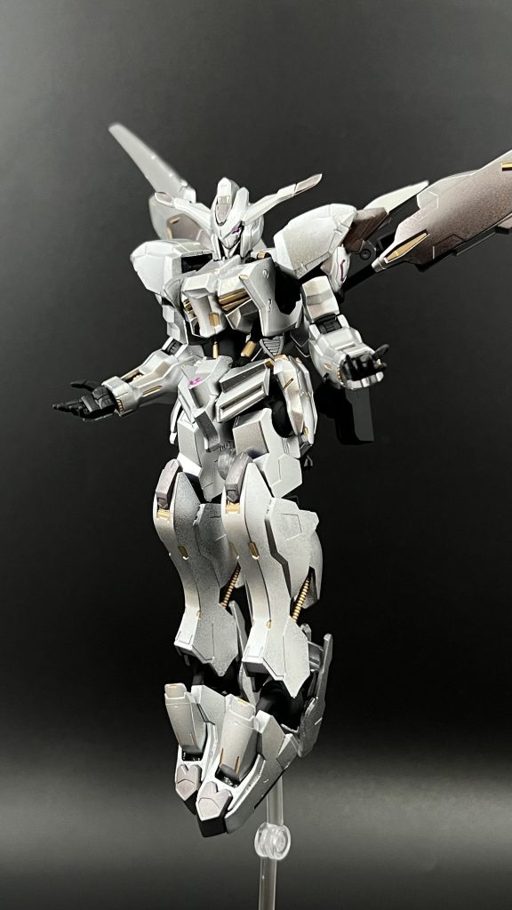 鉄血のバエル–2枚目/制作者：鋼機