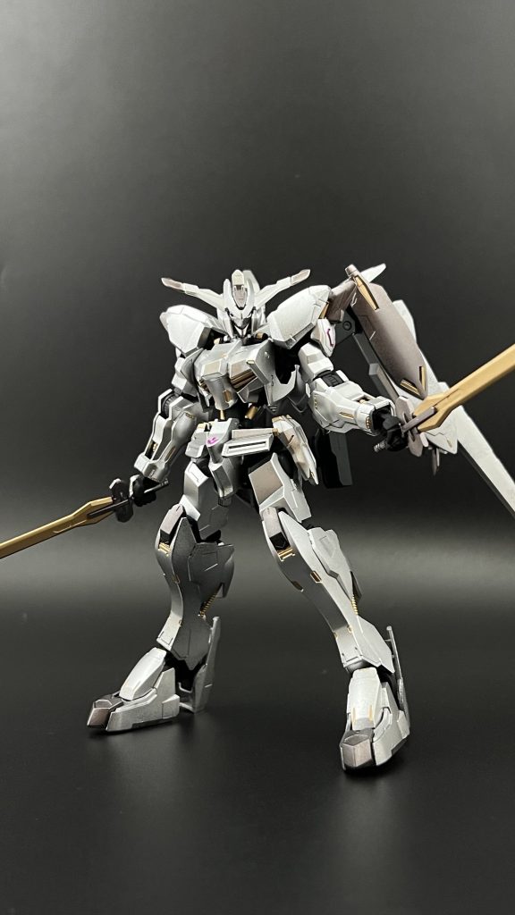 鉄血のバエル–3枚目/制作者：鋼機