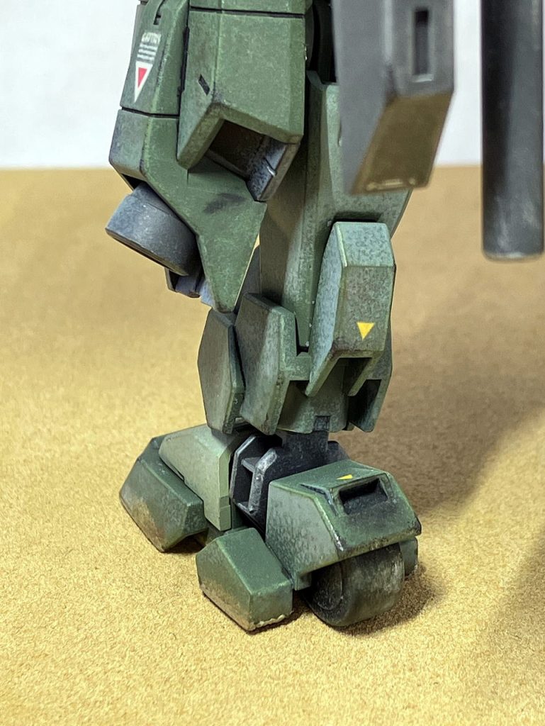 細かすぎて伝わらないディテールアップ部分その３。踵の推進器を開口してよりそれらしく。