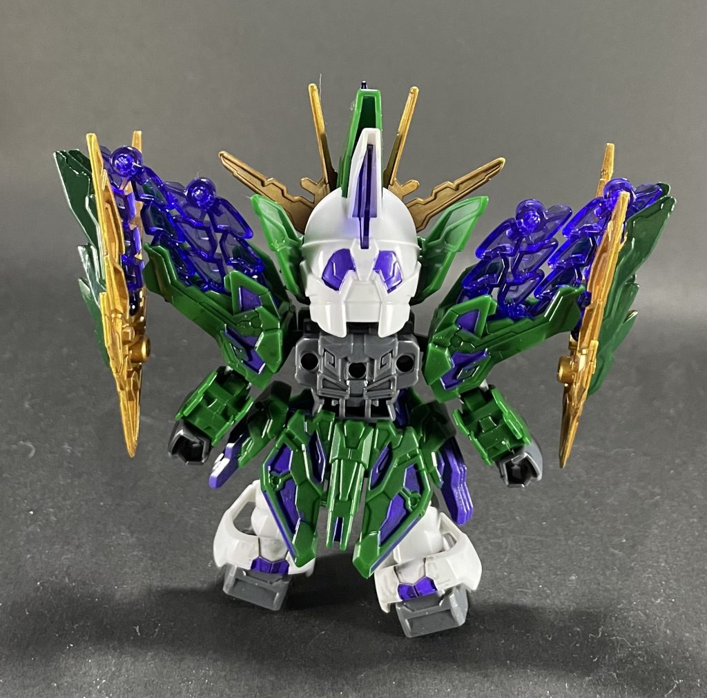 紫の部分塗装は水性ホビーカラーを使いました！