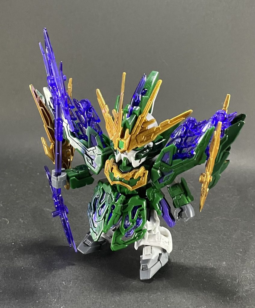 ゴールドの部分はシェイドとレイヤーを使い、若干グラデーションにしてみました😆