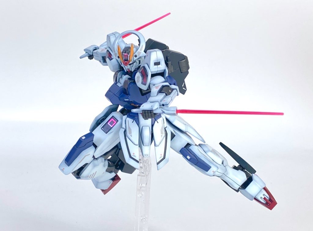 ビームサーベルは途中でビームダガーという事にしました。シュバルゼッテにはビームブレイドがありますし。