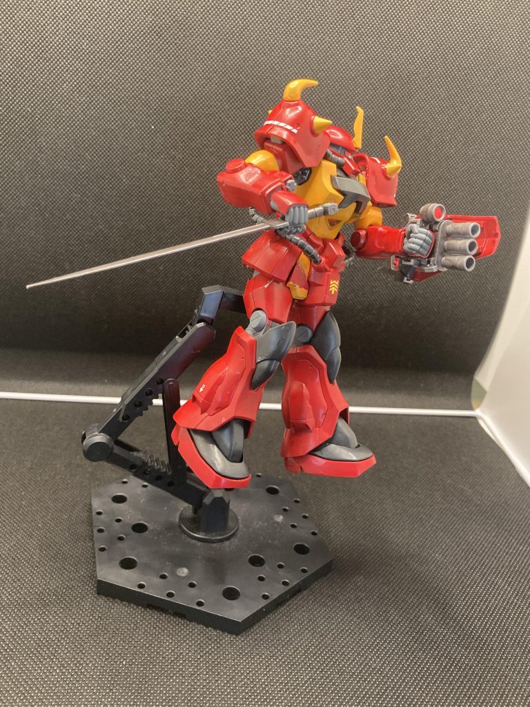 HG グフカスタム–5枚目/制作者：@the_uroboros