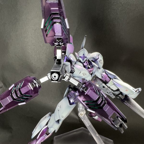 MG キュベレイダムド 〜オリジナル偏光パール塗装〜 | バンダイ