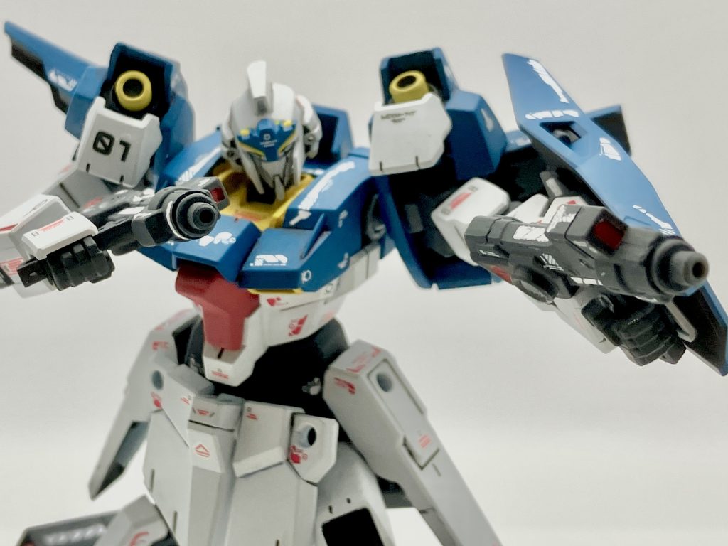 ガンダムライトニングカスタム+バックウェポンランチャー（BWL）–2枚目/制作者：Z-pla ぜプラ