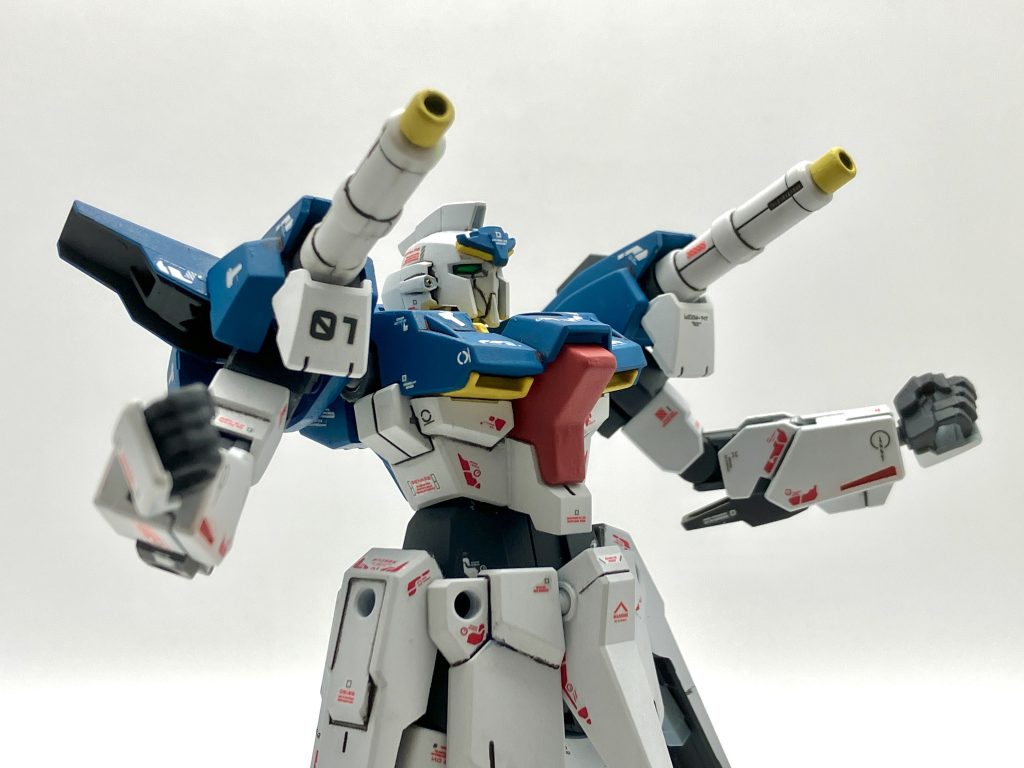 ガンダムライトニングカスタム+バックウェポンランチャー（BWL）–3枚目/制作者：Z-pla ぜプラ