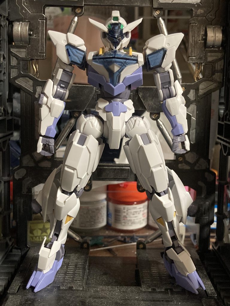 素組みした状態です。