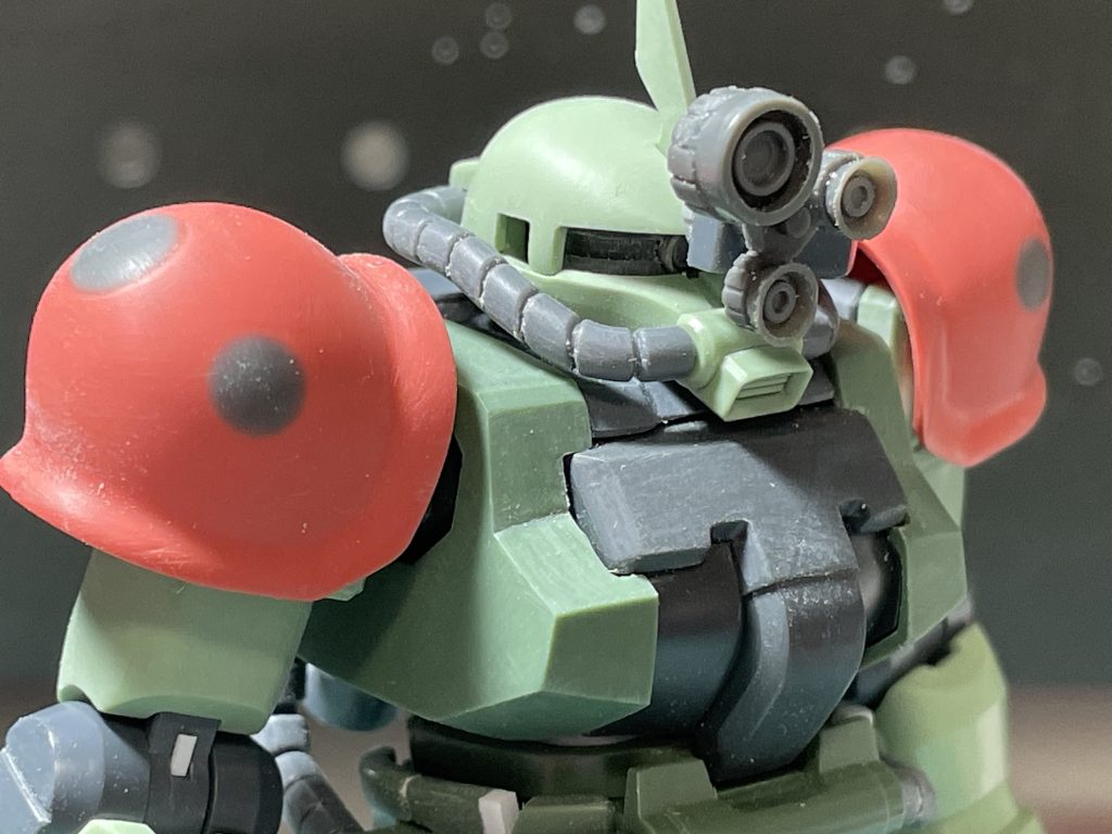 アレにそっくりなスコープは、コトブキヤのMSGの組み合わせ。