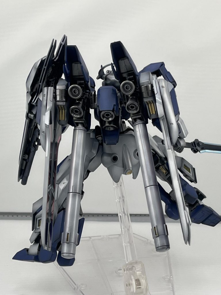 不吉な存在–2枚目/制作者：不満足