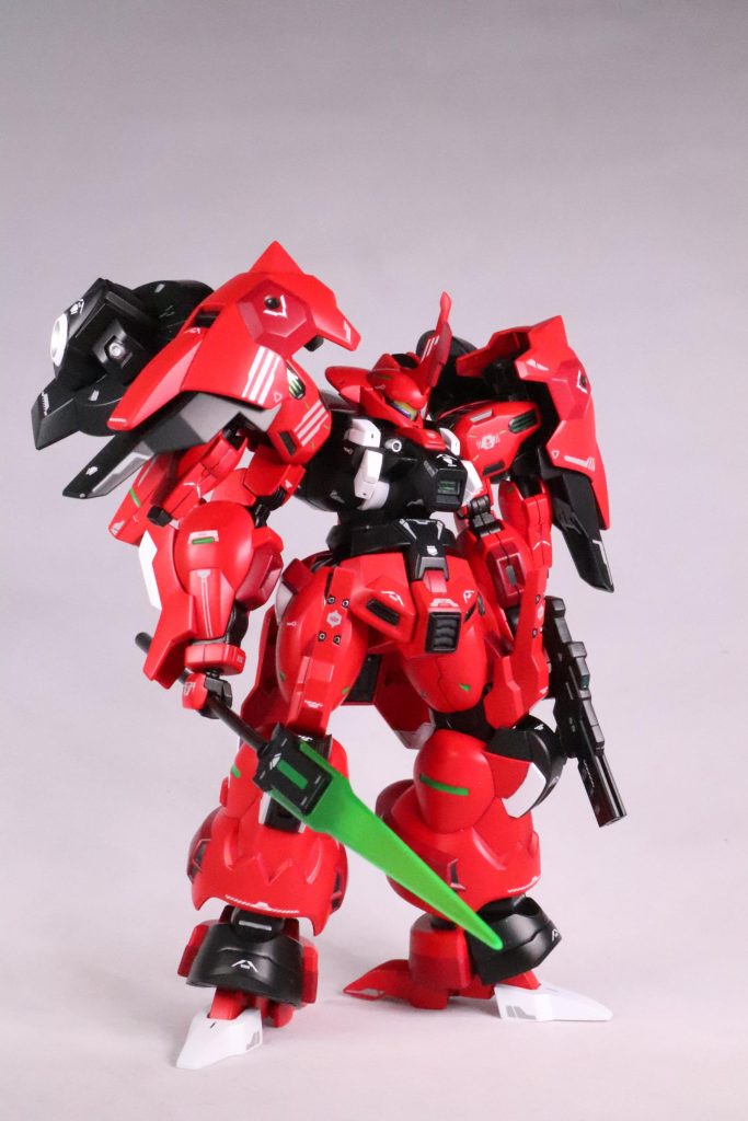 デカールは水星汎用③を使用。シールド肩周り関係は左右非対称にしときました。