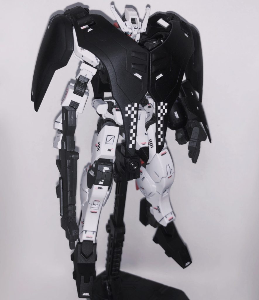 ポーズ取らせたいけどチキって出来ないので素立ち。アクティブクロークは閉じてた方が好みです