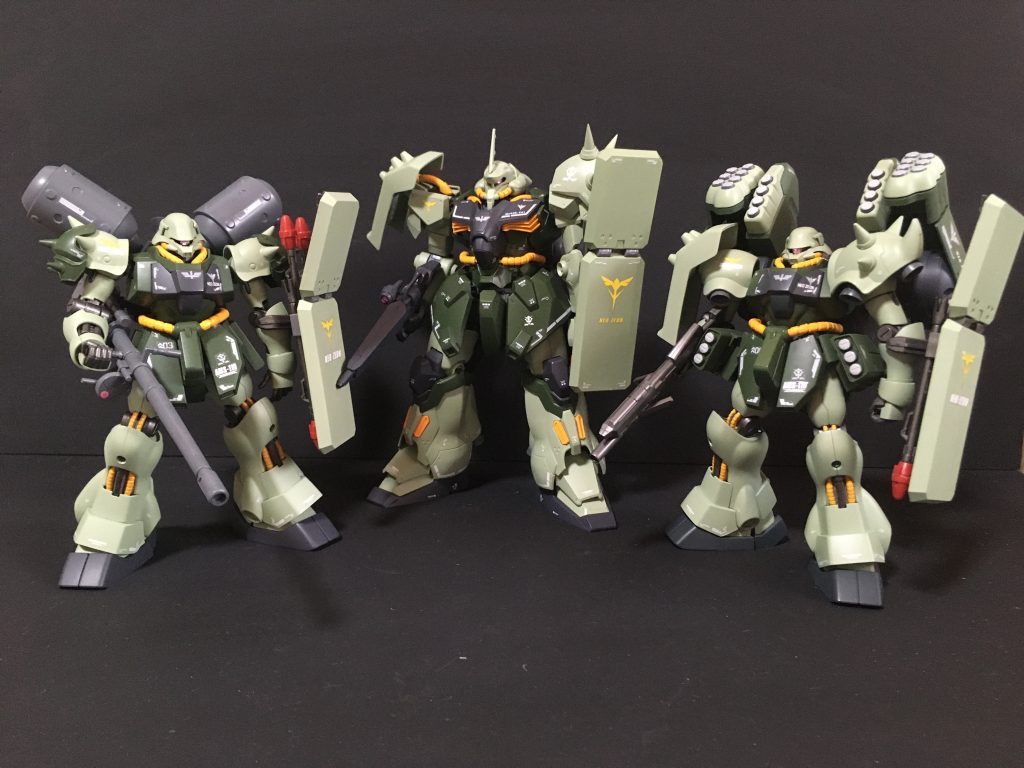 ギラドーガ部隊との3ショットギラドーガ 火力支援型 https://gumpla.jp/hg/1262179ギラドーガ 重装型 https://gumpla.jp/hg/1262199ご覧いただきありがとうございました。気に入っていただけたら いいね👍をよろしくお願いいたします。