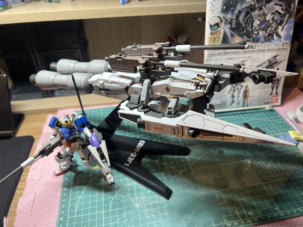 白と関節以外のところはほとんど塗装で仕上げました。