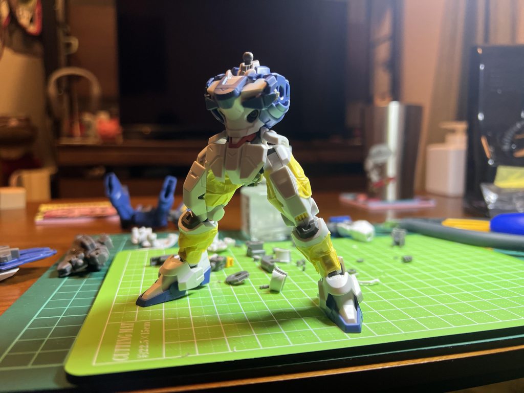 HGの短縮化ですエアリアルよりも短縮化は簡単で関節も殺さずに縮めることができました。