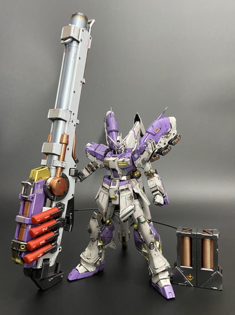 #α Hi-νガンダム+ ハイパー・メガ・バズーカ・ランチャー–2枚目/制作者:ModelerT