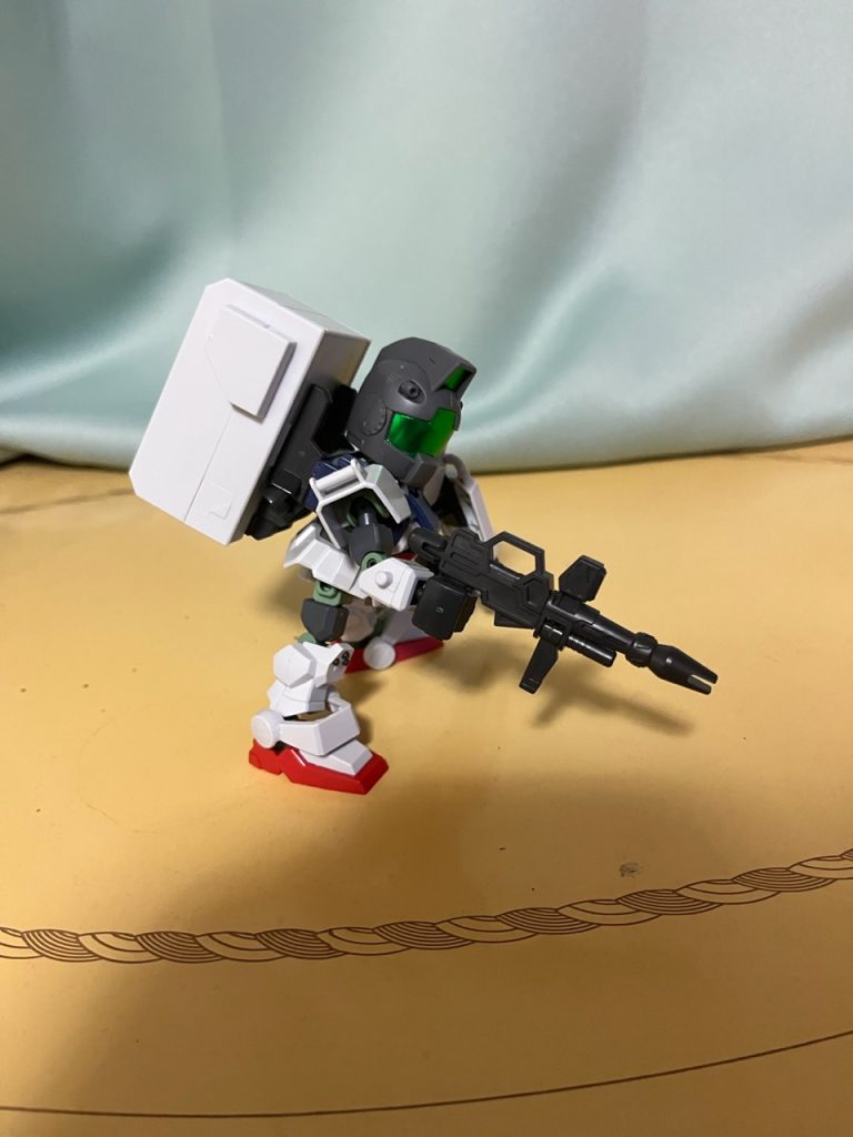 陸戦型ガンダム(ジム頭)–2枚目/制作者：アッキー