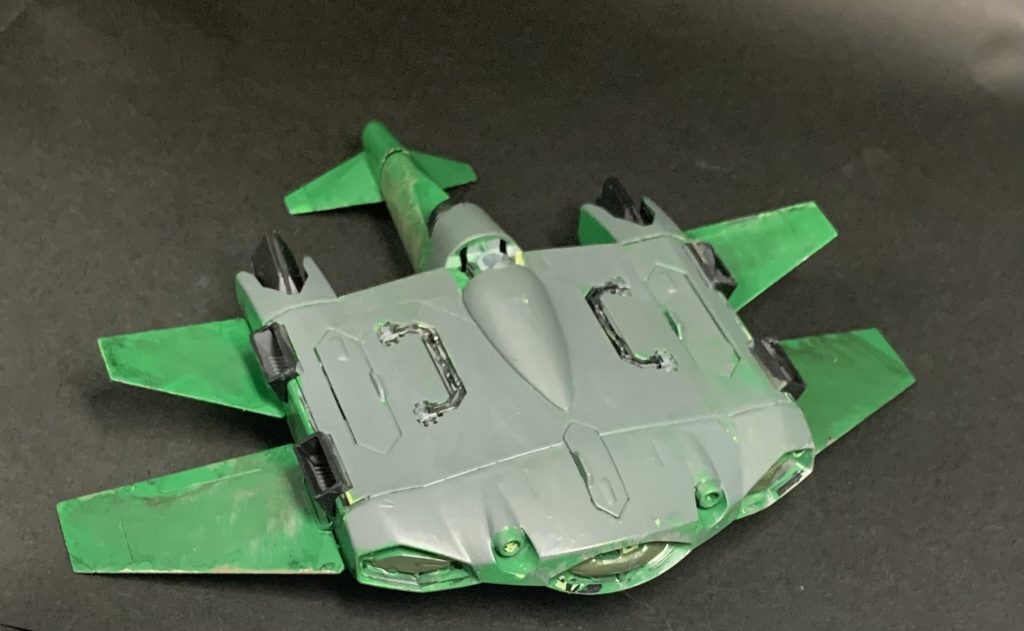 腹の部分は色変えたらリアルということで少し色を変えました