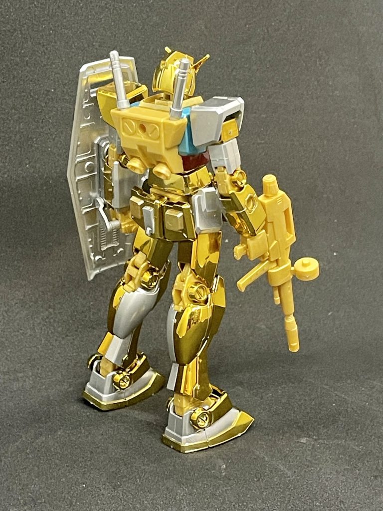 背後はこんな感じです。