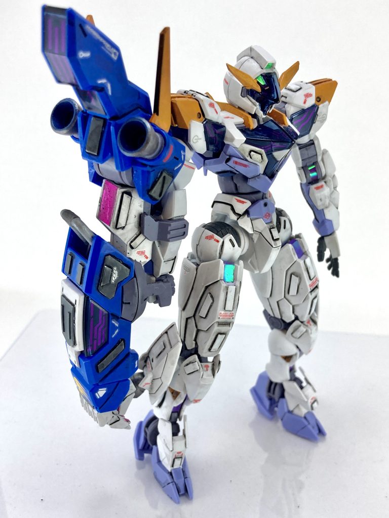 ガンダム・ルブリス・ジウ–2枚目/制作者：レン@筆塗り部分塗装