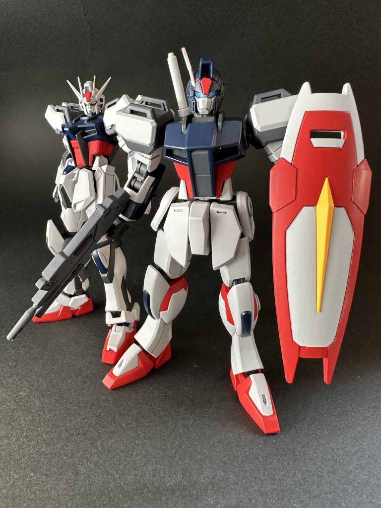 ストライクの外観でも部下に「わしを守れ！それいけ！」とかやってそうですよね筆塗り・全塗装ガンプラ　２０２３　その３９