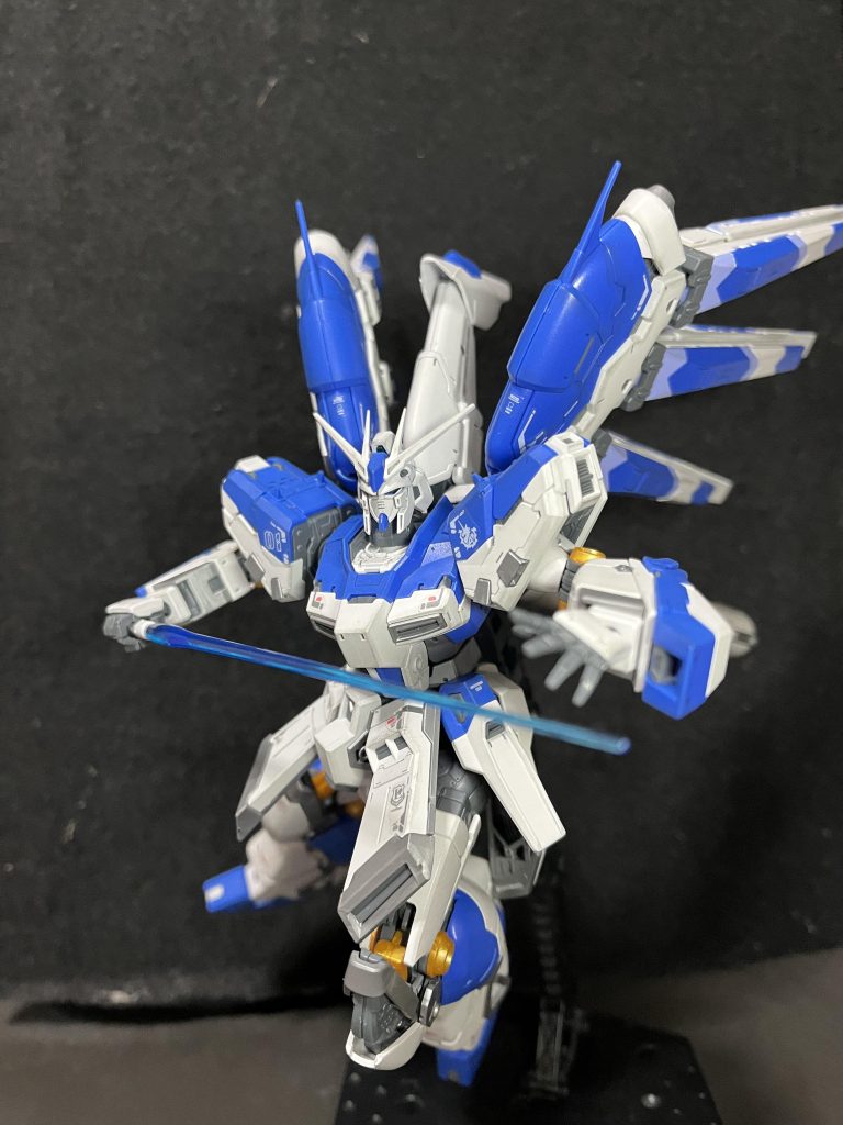 スミ入れも本体は時間掛からなかったのですがやっぱりファンネルが…💦