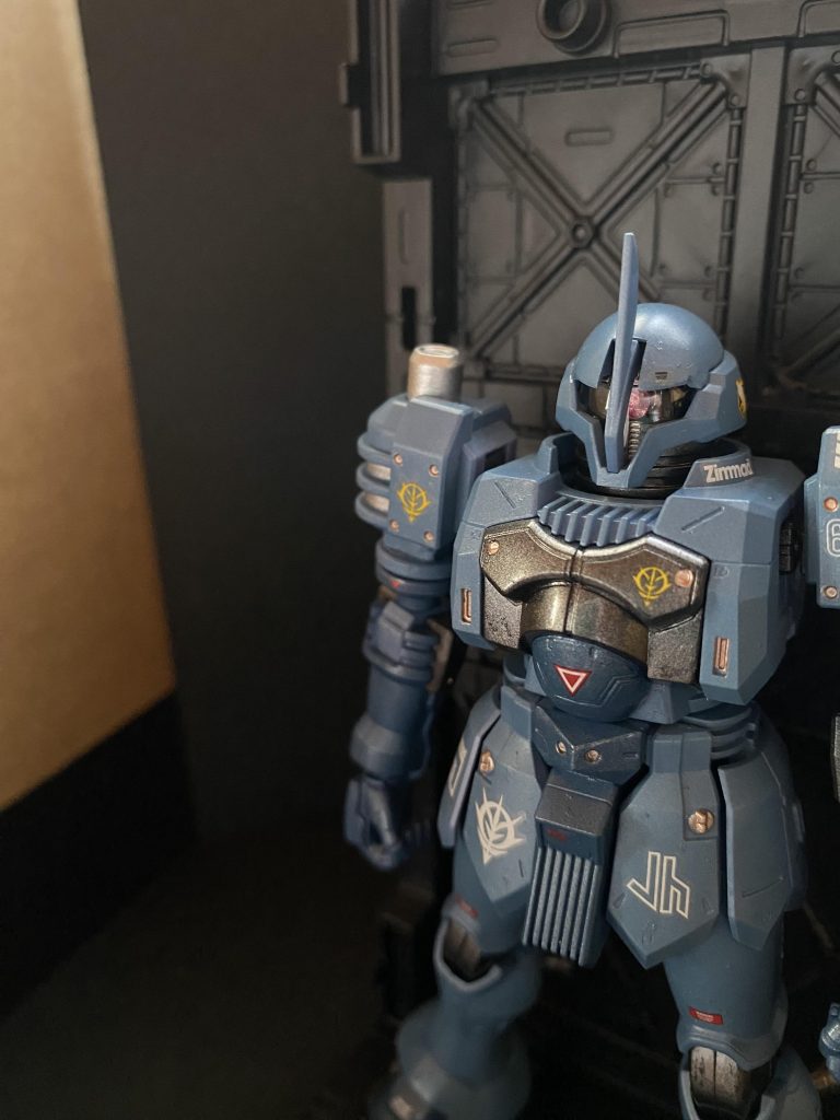 劇中設定通り、1番機