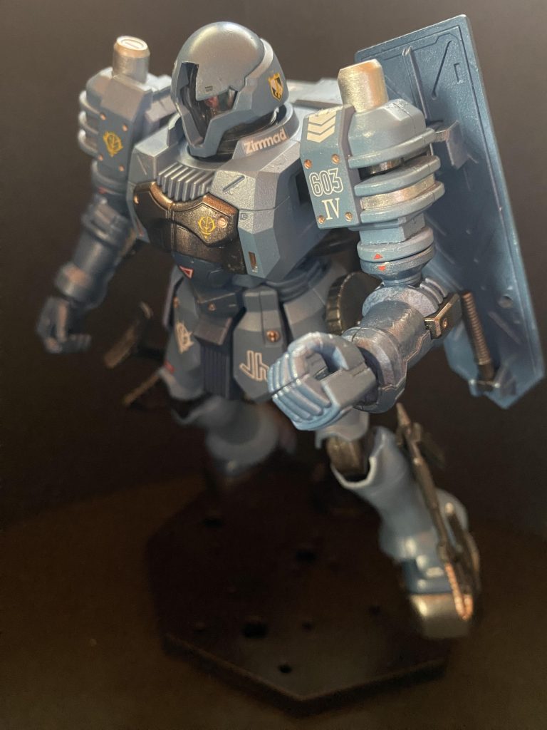 悪夢のようなア・バオア・クー防衛戦を生き抜き、帰艦を果たしたその姿に私もまた希望を見出した一人なのだ。