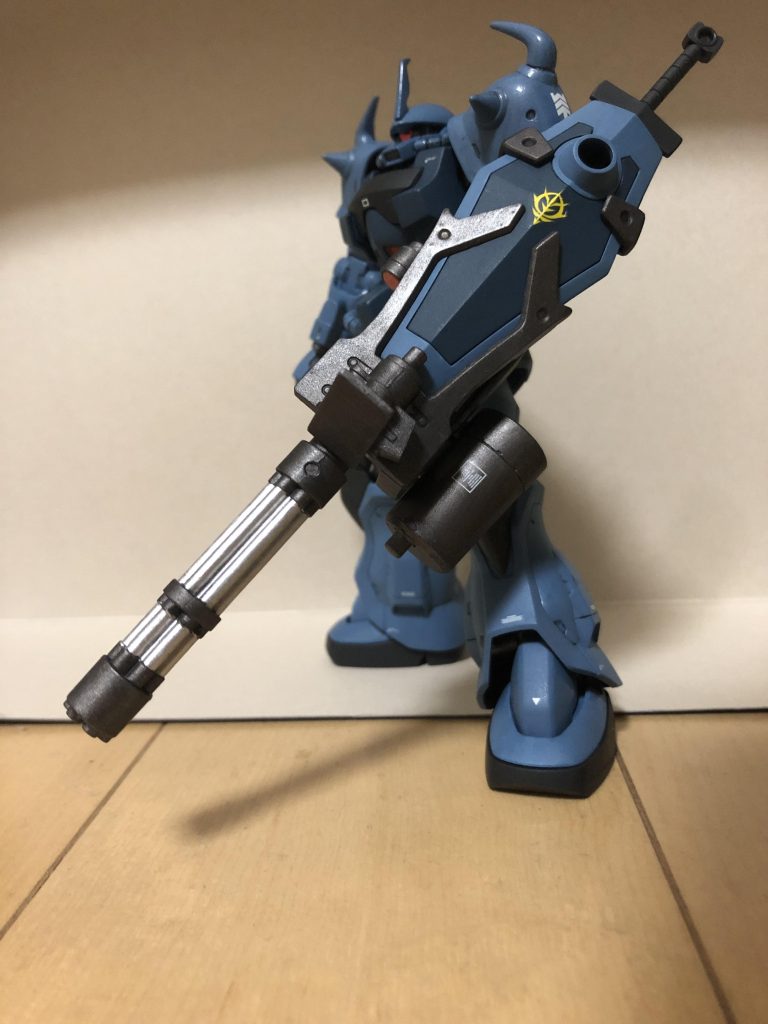 グフカスタムといえばこのガトリングシールドですよね！