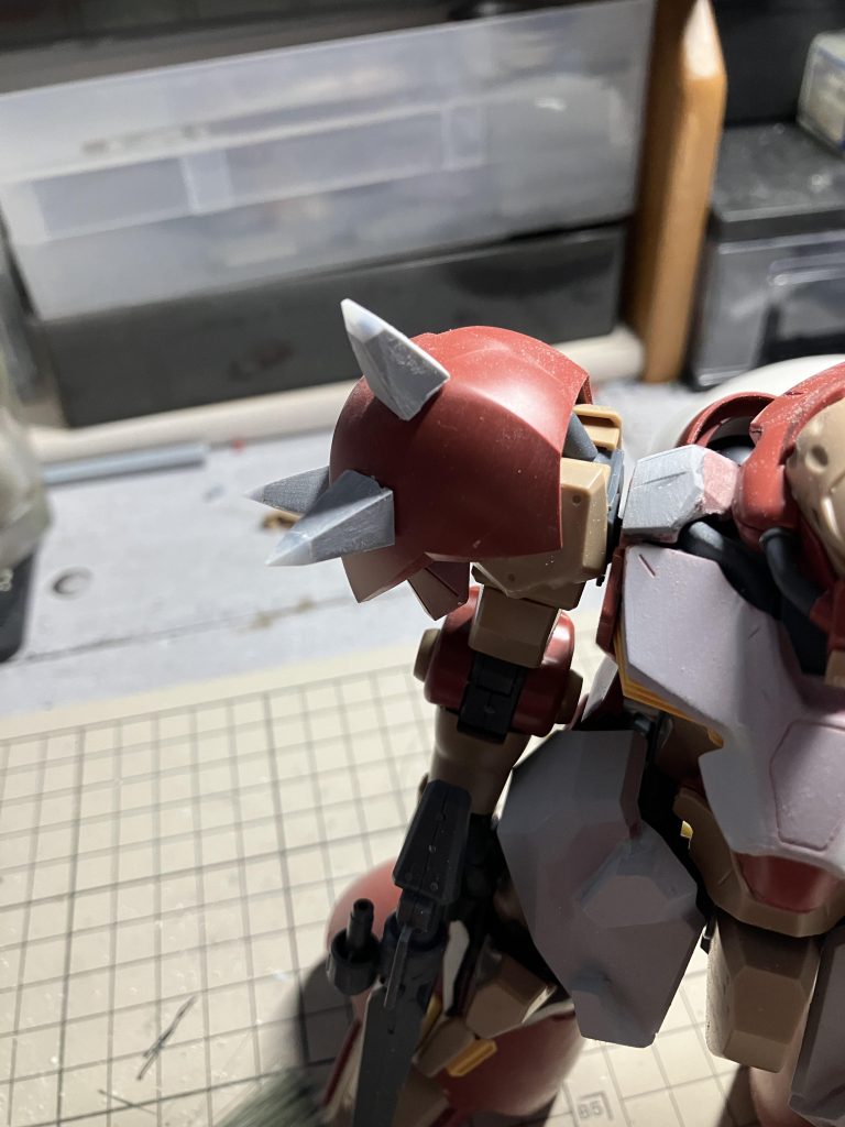 スパイクアーマーと肩接続部装甲の改造
