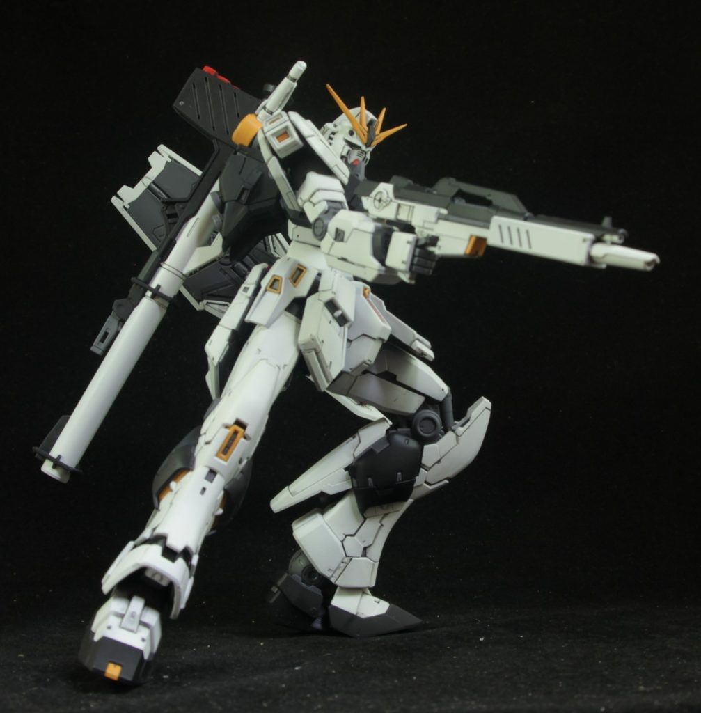 RG νガンダム–3枚目/制作者：moubook