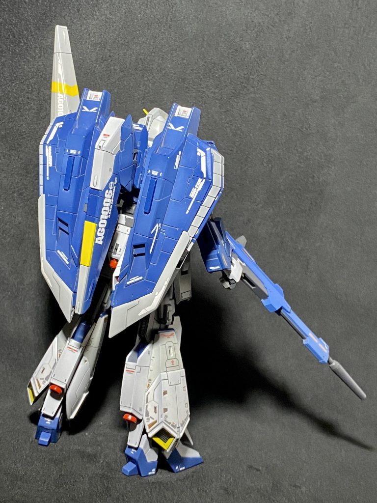 変形はしませんよ!したら戻せなくなりそうだしwwwいつもより乾燥をしっかりして重ね塗りしたのが良かったのかな?