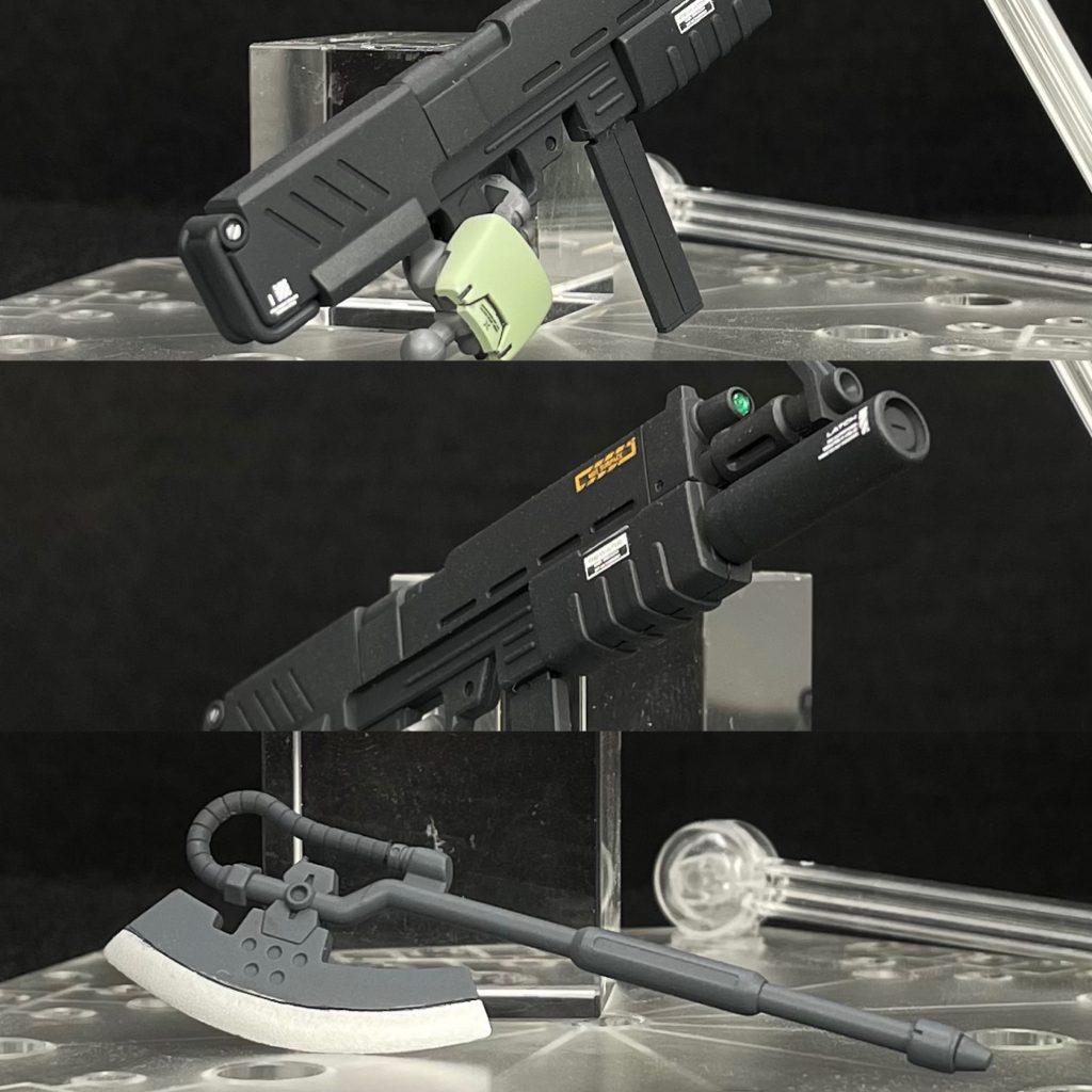 ◯制作内容◎頭部・ヒサシにプラ板を貼り、目つきを鋭く加工。・モノアイは市販品に変更。・頭頂部は削り込んで 形状変更・後頭部にセンサーをデカールにて配置。◎胴体・左右の出っ張りを削り込んで 幅詰め。・胸ダクト内に ディテールを自作。◎腕部・ハンドパーツは市販品に変更。・左肩のスパイクは 可動域より スタイルを優先し、ネオジム接続に変更し、胴体側に寄せました。・スパイク先端は鋭く加工。・右肩シールドは 接続部を関節技に変更しつつ、胴体側に寄せました。◎脚部・膝の干渉部を、鳥足で立てるように加工。・下脚は合わせ目処理と共に、逆エッジを彫り込み、分割を最近のキットに寄せています。・足裏バーニアは市販品に変更。◎他・バックパックのバーニアは ディテールの効いた 他キットのものに変更。・ライフルのセンサーは市販品に変更。・シールドは 厚みを持たせてます/1mm・ヒートホークの刃はシャープに。※ライフルのハンドパーツは ライフルに固定してます。※ヒートホークは、ラッチでのマウントのみとなります。