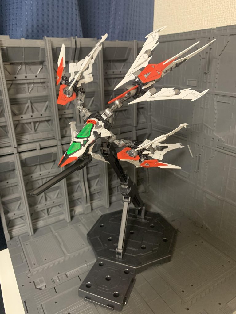 マニューバストライカー単独で。これだけでも結構サイズ大きめです。