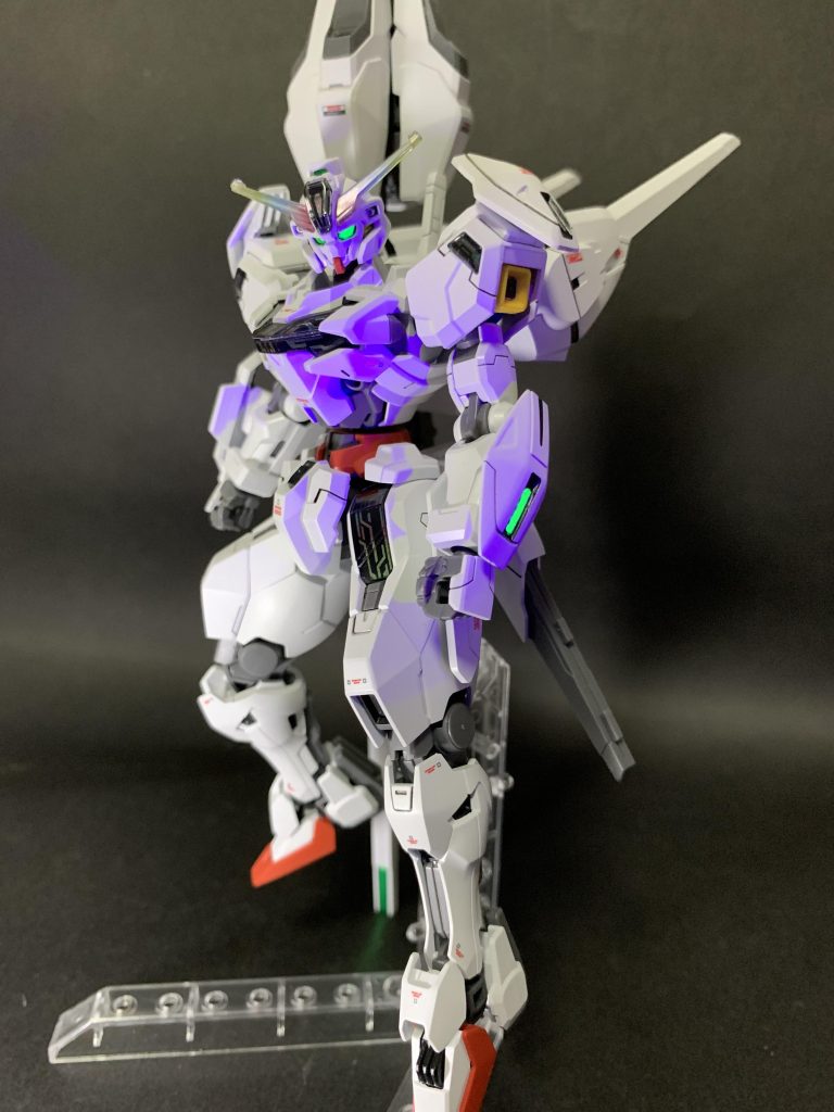 蛍光塗料でビコーンさせてます