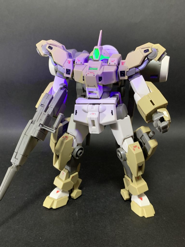 蛍光塗料で発光させております