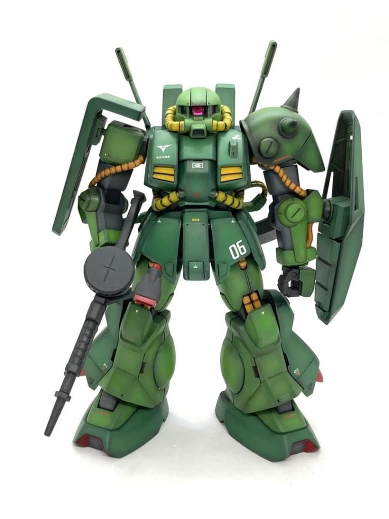 このキットMGですが、今の感覚でいうとHG、もしくはRE/100みたいな感じですね。