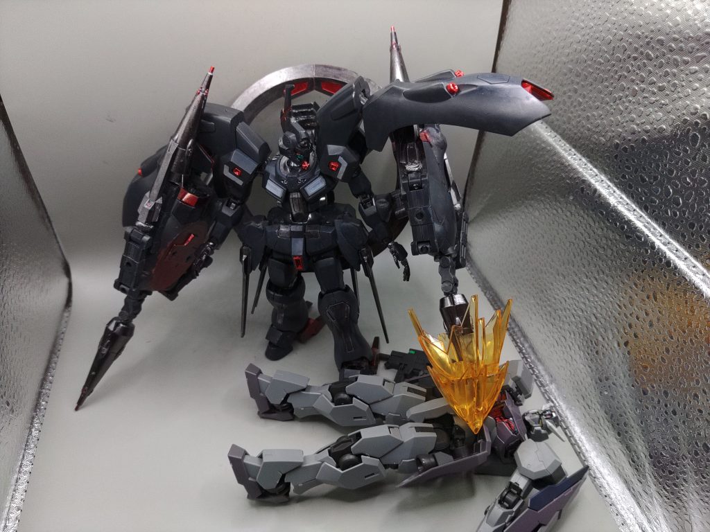 ランスモードで攻撃取り回しが難しい武器ですがリーチと防御に優れます。