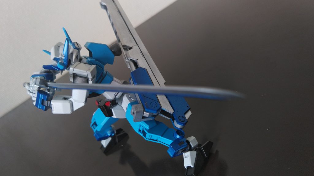 翼さんは剣術の達人!その刀裁きはまさしく防人の名にふさわしい強さである。