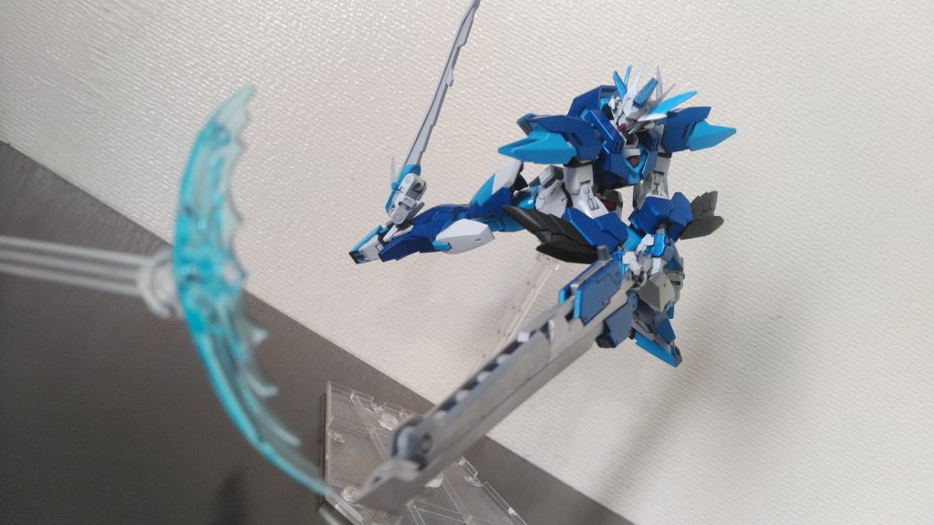 「蒼ノ一閃」稲光より最速なる風の如く敵を両断する。