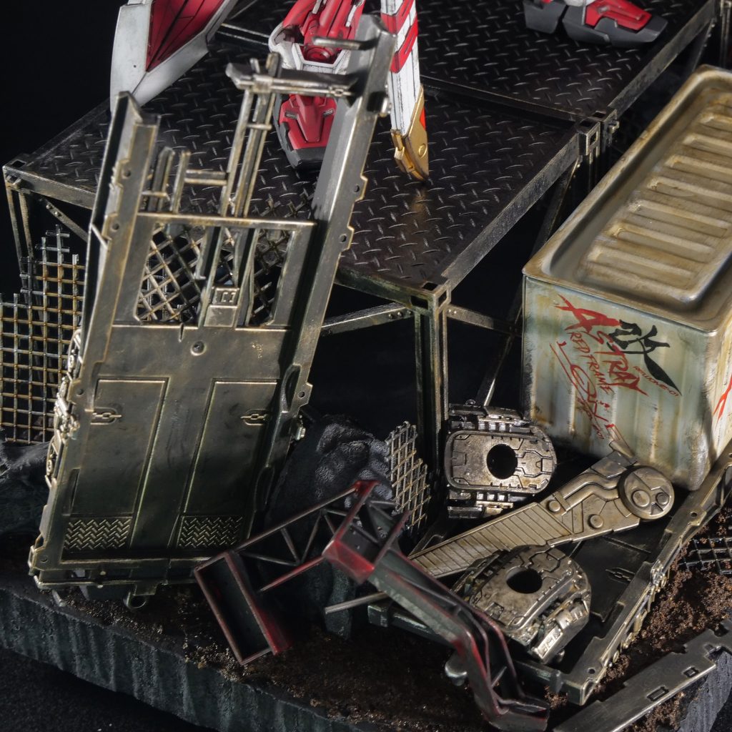 わかる人にはわかるジャンクパーツ。ここらへんのジャンク物はほとんど100円ショップで揃えたジャンク物になります。