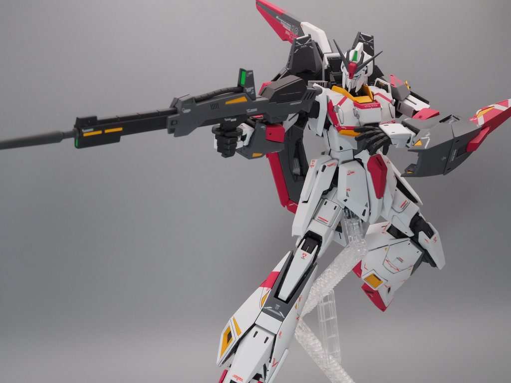 動かすと塗料はげそう!