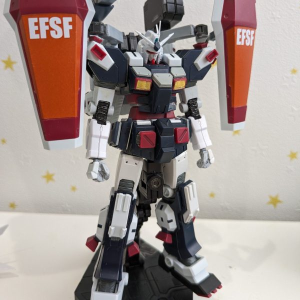 サンダーボルト版HG FAガンダム進捗腕のシーリング表現上手くいきました！シルバーでドライブラシを行いそれっぽく表現しました。目指すはHGでMG近いクオリティです！（1枚目）