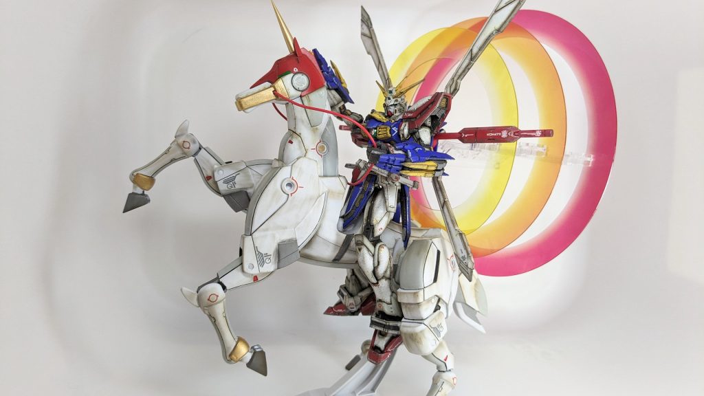 詳しい制作方法はストーリーのほうに上げてますが、らいだ～joe式ウェザリング＋部分塗装です。乗せてみたらなんかお尻がフィットしないので…ここは要改善🥲馬側を削れば、干渉するアーマーもぴったり収まりそうな気がします💡