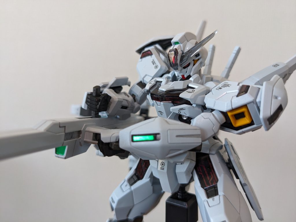 両手持ちライフルシュートでラスト。数あるHGシリーズの中でも屈指の傑作キットです。