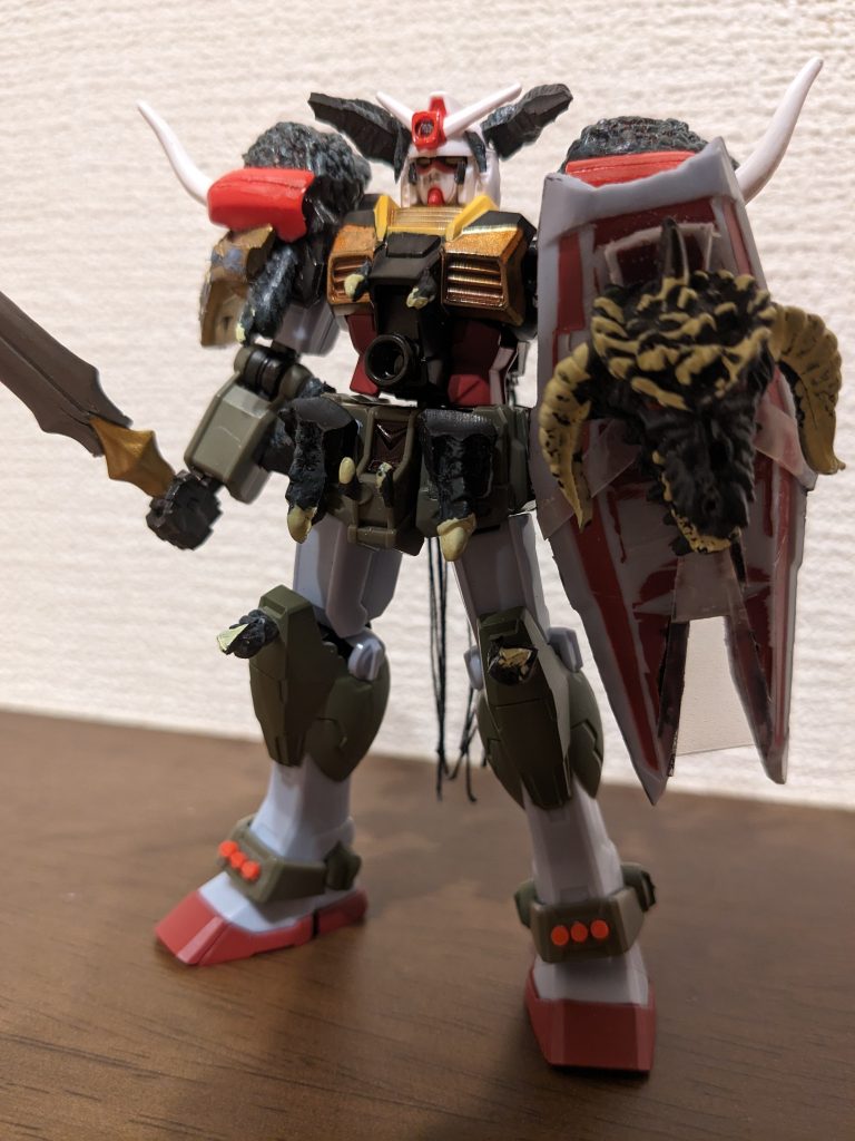 塗装前はこんな感じ。色のせいもあってか、形は良いのに…ガンドランダー?って感じでしたが、塗り終えたらだいぶそれっぽくなったので、良かった良かった(笑) 以上、ガンドランダーでした。ご覧いただきありがとうございました!!