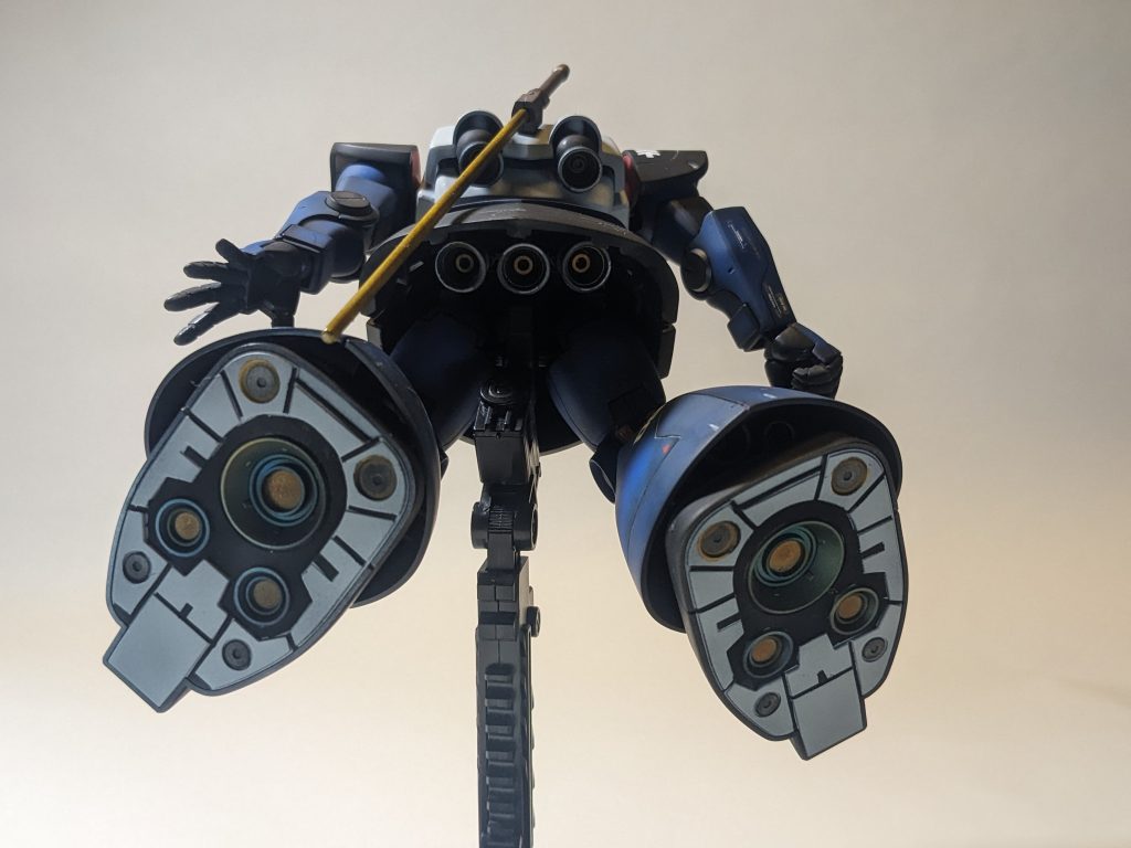 上手じゃないけど足裏、バーニア各種塗り分けしました