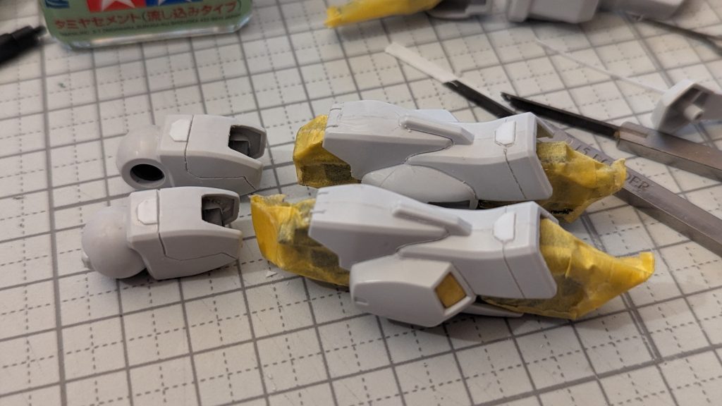 なお制作は殆ど手を入れてなくて、チョットだけ RG 版の真似をした何かを彫ったりしたぐらいです。プロポーションとかは個人的には疑問は出ない造形だと思うので。