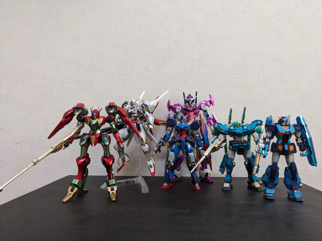 赤青合戦出場機集合!!自分の制作ペース考えると、コレがラスト投稿かな❓いやぁ~、楽しかった😆!!事務局様、そして私の拙い作品に「いいね」やコメントくださった皆様、ありがとうございました☺️!!