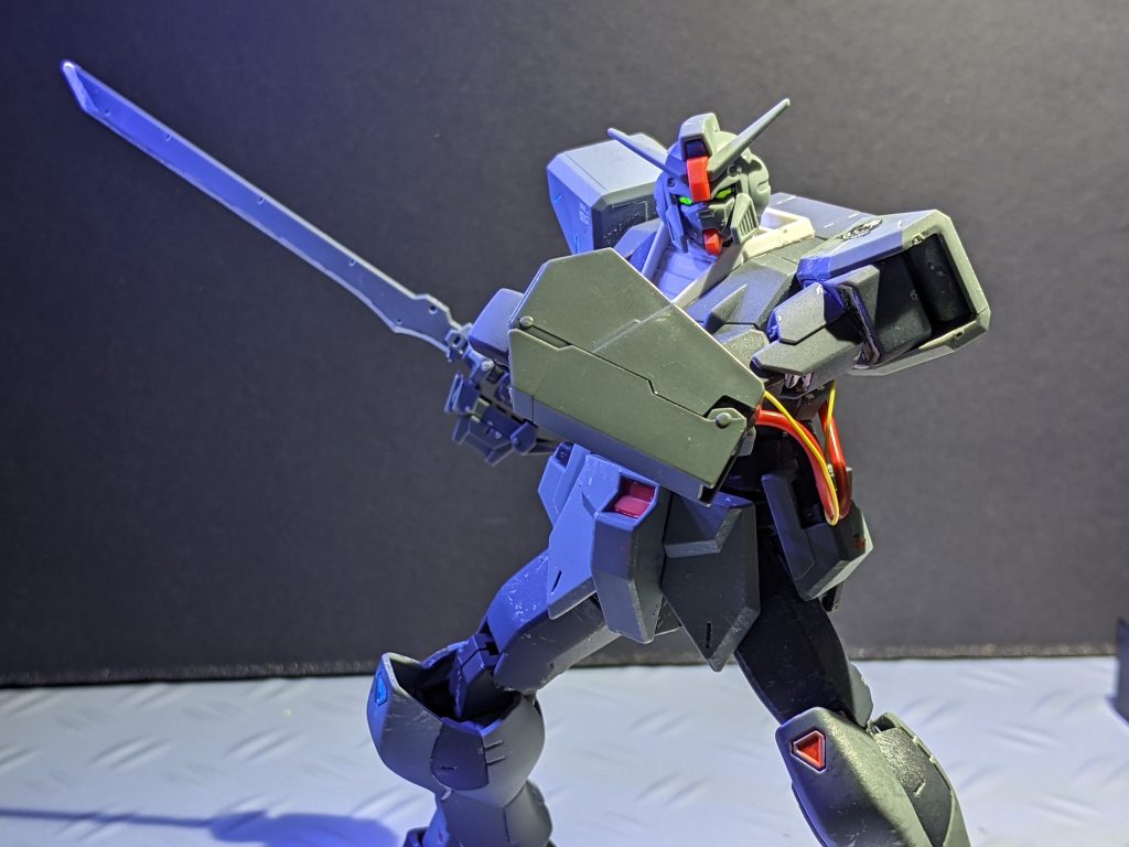 ステルスと機動力を活かし、敵の各個撃墜をはかります。